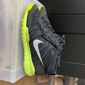 Used Nike chukka FSB